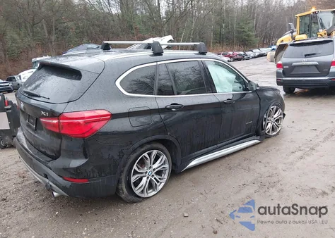 2017 BMW X1 xDrive28I z USA, uszkodzony, nr VIN WBXHT3Z33H4A56937